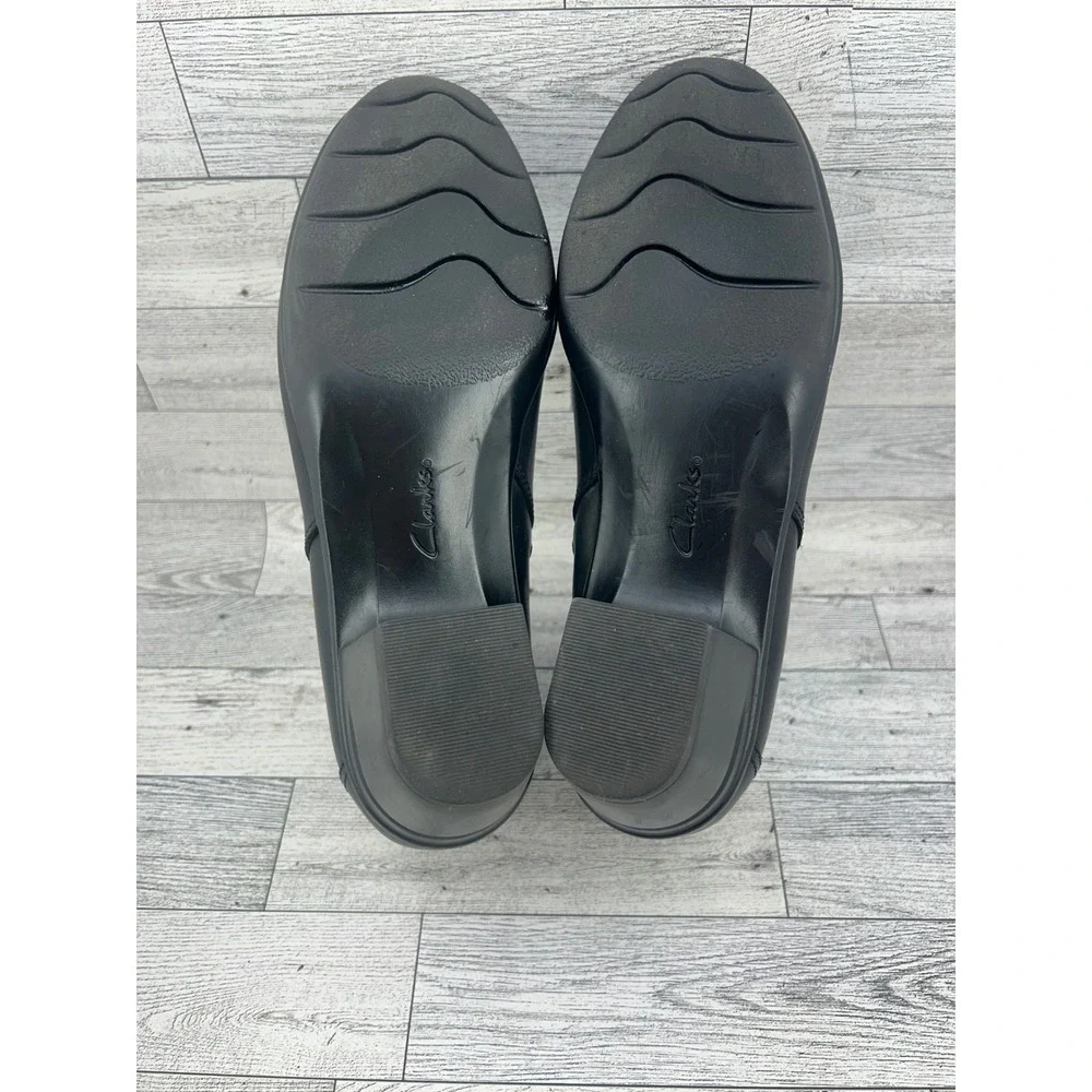 Clarks Collection Black Leather Ankle Boots‎ Block Heel Side Zip Women Sz 8.5M